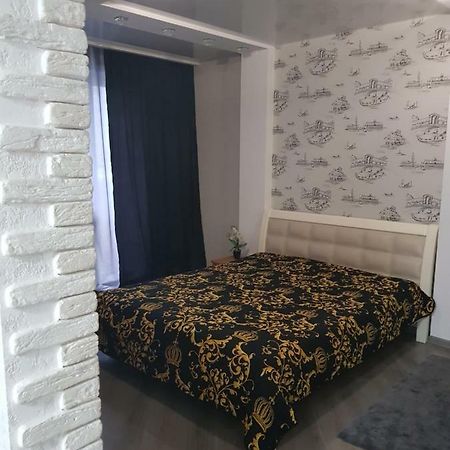 Стильные Аппартаменты На Новых Домах Kharkiv Bagian luar foto